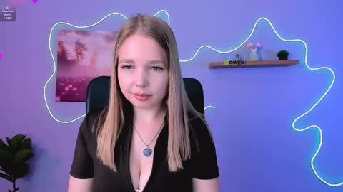 teya_starling online show from May 22, 7:48 am