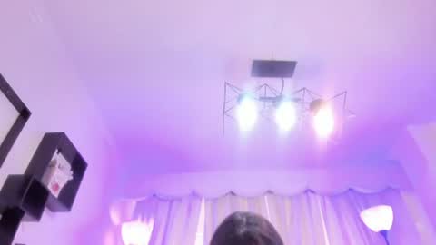 teylor_jenkins online show from July 7, 7:29 pm