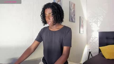 teylor_lovee online show from December 4, 9:14 pm