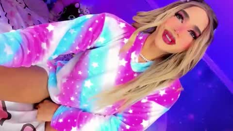 Thalia Girl online show from February 24, 2:14 am