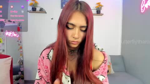 Snapshot of thamara_cooper_ chatting on March 10, 1:00 pm thamara_cooper_ online show from March 10, 1:00 pm