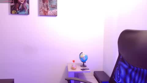   online show from February 16, 9:38 pm