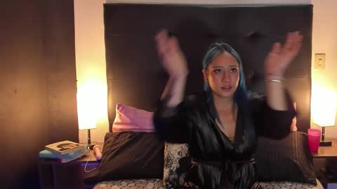 Thamy online show from October 28, 4:57 am