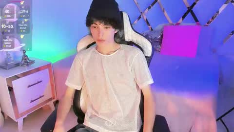 thanier_18 online show from March 4, 8:06 pm