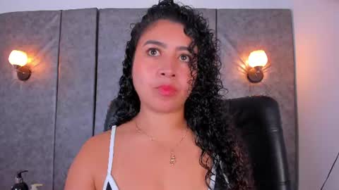 thara webstter online show from June 24, 12:12 pm