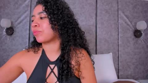 thara webstter online show from January 14, 12:13 pm