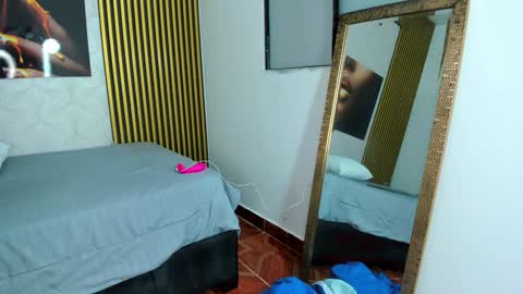 that_temptation online show from January 24, 6:46 pm