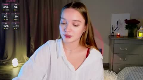 Alice online show from December 15, 4:36 pm