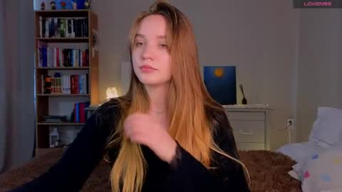 Alice online show from May 17, 2:37 pm