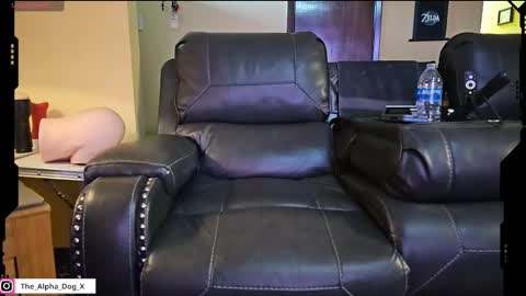 Snapshot of the_alpha_dog_xxx chatting on September 12, 9:06 pm the_alpha_dog_xxx online show from September 12, 9:06 pm