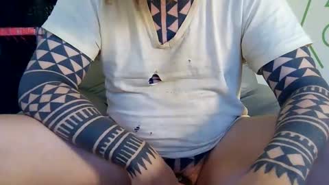 chrisy online show from March 14, 7:40 pm