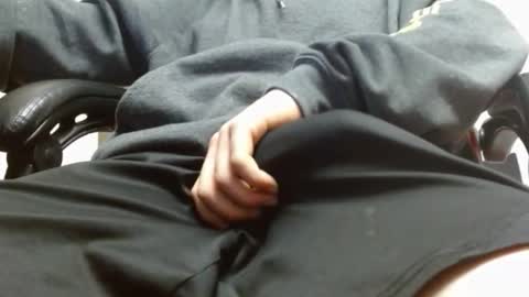 the_finger_in_ur_butt online show from February 26, 7:01 am