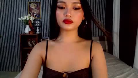 IG Lisa Avery Monroe online show from February 3, 6:51 am