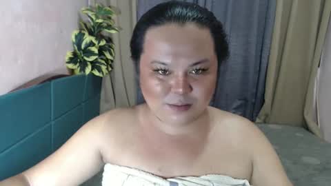 the_ladyboy_nextdoor69 online show from April 12, 11:47 am