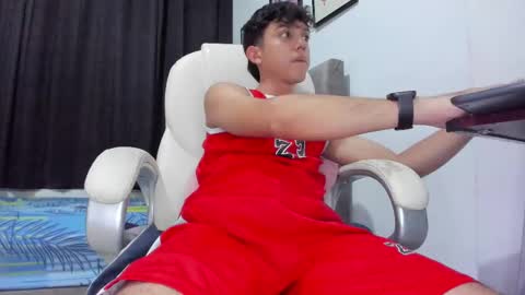 the_skinnyguys online show from September 11, 11:06 pm