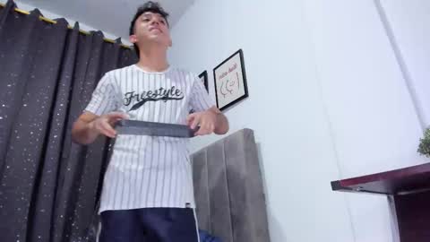 the_skinnyguys online show from October 28, 11:39 pm