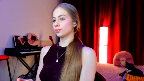 Ally    STREAMING ON TWITCH NOW Check my Twitter for updates online show from March 23, 11:54 pm