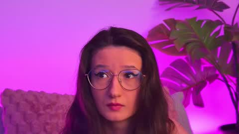 theamalekoo online show from March 28, 8:27 am