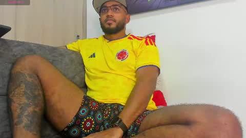 theblack_frank online show from June 24, 3:35 am
