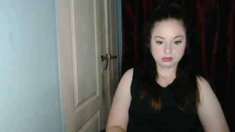 Snapshot of theblackdiamond194588 chatting on September 15, 7:54 am raissa online show from September 15, 7:54 am