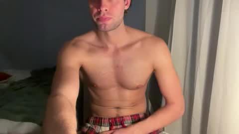 Broke Scholar online show from March 1, 9:19 pm