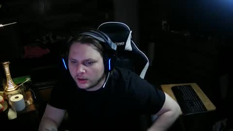 thedemonlord93 online show from December 14, 7:51 am