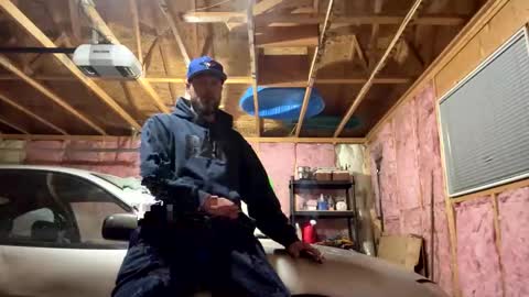 Carter Bates online show from January 11, 7:14 am