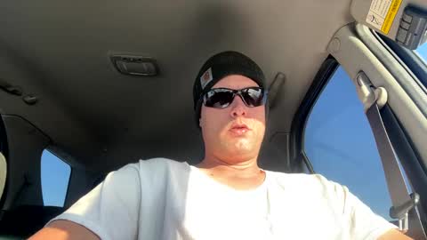 Carter Bates online show from February 25, 11:26 pm