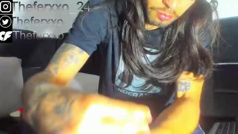 independent Model online show from March 24, 9:32 pm