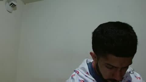 thehousedog online show from March 10, 5:00 am