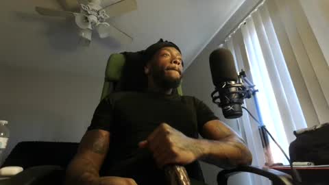IXMCOUPLE444 online show from June 27, 1:11 am