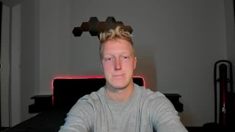 thejacob_d online show from November 24, 7:23 pm