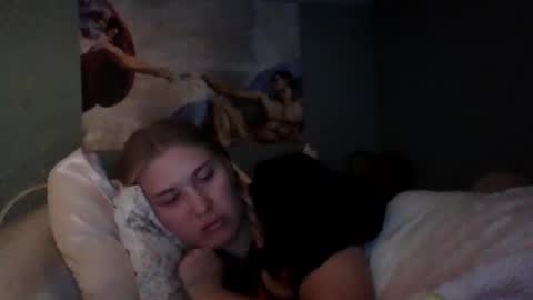 Little Bambii online show from November 25, 4:11 am