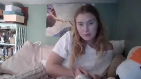 Little Bambii online show from January 11, 8:37 pm