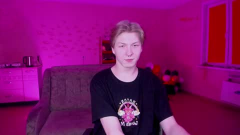 Sever online show from February 5, 6:26 pm