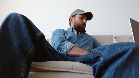 TheMonarchGoat online show from September 17, 1:25 pm