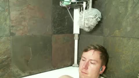 Daisy and Tim online show from February 9, 4:36 am