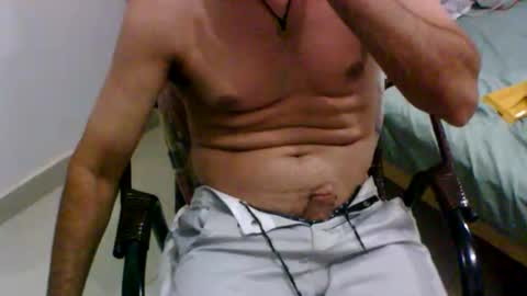Snapshot of thempmaryjah chatting on October 5, 12:30 am thempmaryjah online show from October 5, 12:30 am