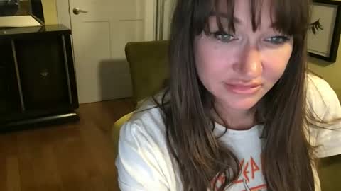 Cach Nelson online show from November 14, 9:11 am