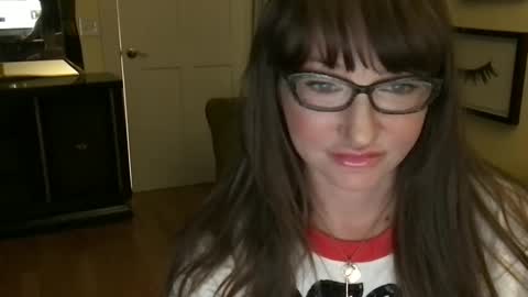 Cach Nelson online show from November 6, 10:29 am