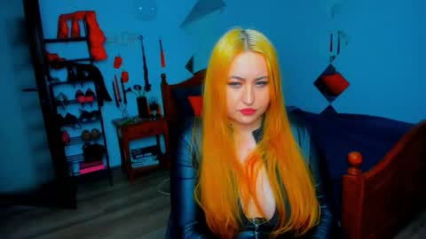 thenaughtygf online show from January 6, 10:58 pm