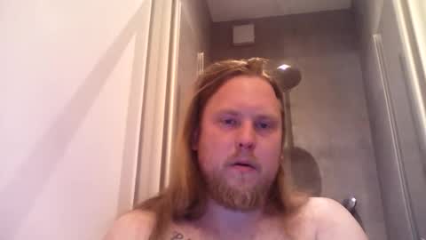 thenewdude1992 online show from May 15, 6:26 pm