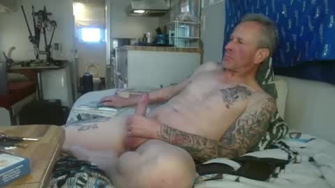 theoneyouwanttwofuck online show from January 15, 7:55 pm