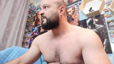 Chris online show from December 23, 4:40 am