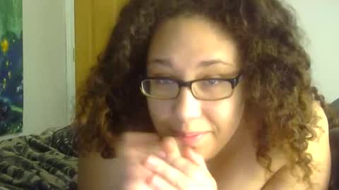 Amelia online show from November 23, 3:32 pm