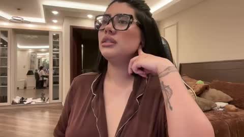 therealcamilabaddie online show from October 1, 4:44 am