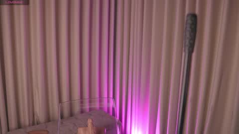    online show from December 23, 5:35 am