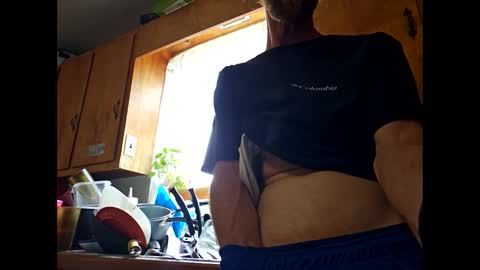 therizzler_1_of_1 online show from May 26, 4:13 pm
