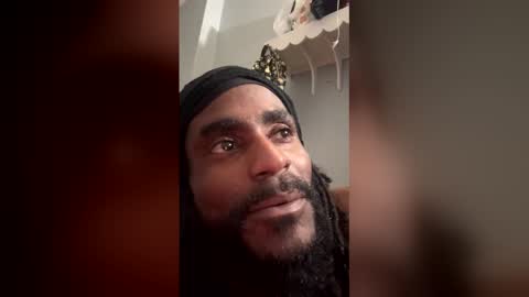 theroyalredz online show from April 30, 7:13 am