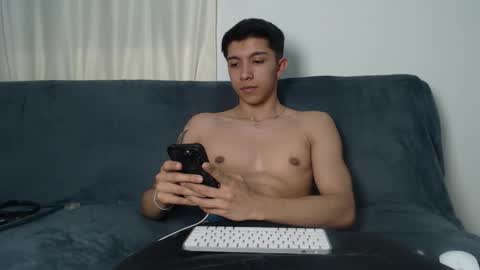 thesaint_xxx online show from November 15, 4:36 am